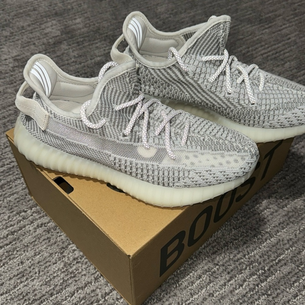 Yeezy boost 350 v2